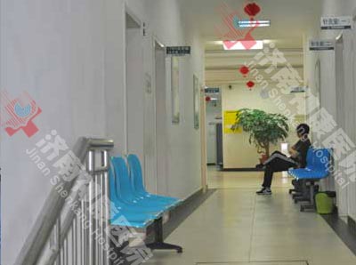 神康医院走廊